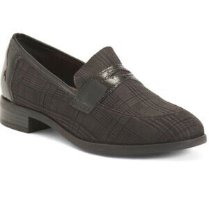 NWB CLARKS Women's Trish Rose Penny Black Loafers Size 6